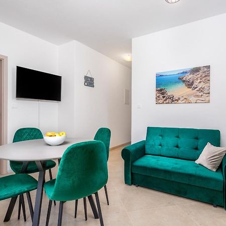 Divine Apartments Башка Екстер'єр фото