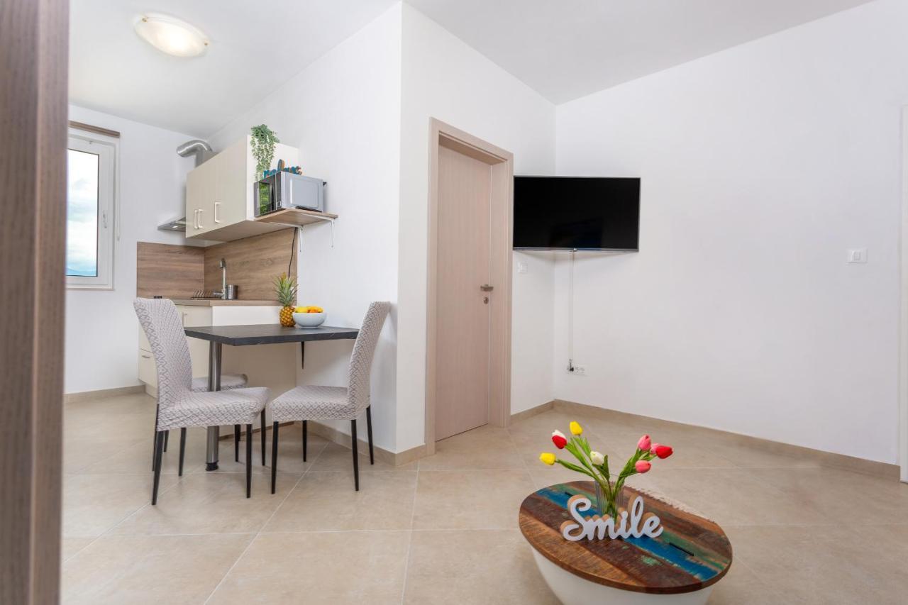 Divine Apartments Башка Екстер'єр фото